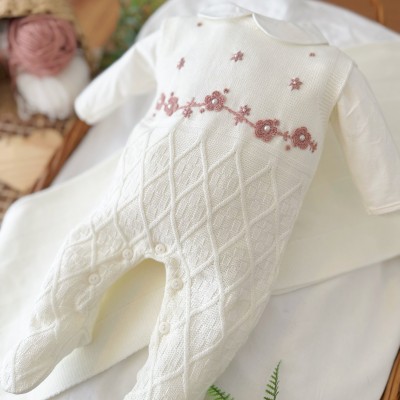 Saída de Maternidade Nicoly - Off White e Rose